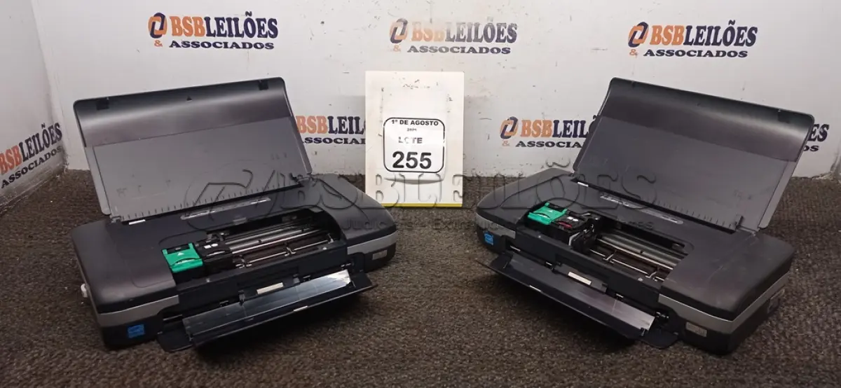 LOTE 255 - 02 IMPRESSORAS PORTÁTEIS MODELO OFFICEJET H470. (NO ESTADO) ATENÇÃO! FAZER A VISITAÇÃO ANTES DE ARREMATAR, NÃO SABEMOS SE FUNCIONA, LEILÃO NÃO TEM GARANTIA E NEM DEVOLUÇÃO, SUJEITO A POSSÍVEIS AVARIAS VISÍVEIS/OCULTAS E/OU AUSÊNCIA DE COMPONENTES.