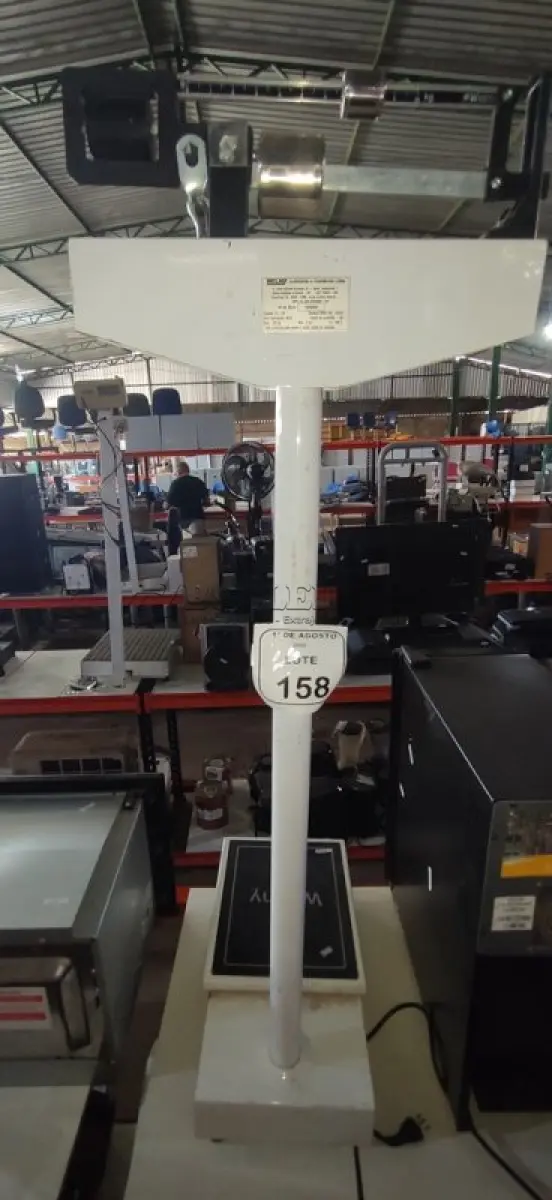 LOTE 158 - 01 BALANÇA ANTROPOMÉTRICA MARCA WELMY. (NO ESTADO) ATENÇÃO! FAZER A VISITAÇÃO ANTES DE ARREMATAR, NÃO SABEMOS SE FUNCIONA, LEILÃO NÃO TEM GARANTIA E NEM DEVOLUÇÃO, SUJEITO A POSSÍVEIS AVARIAS VISÍVEIS/OCULTAS E/OU AUSÊNCIA DE COMPONENTES.