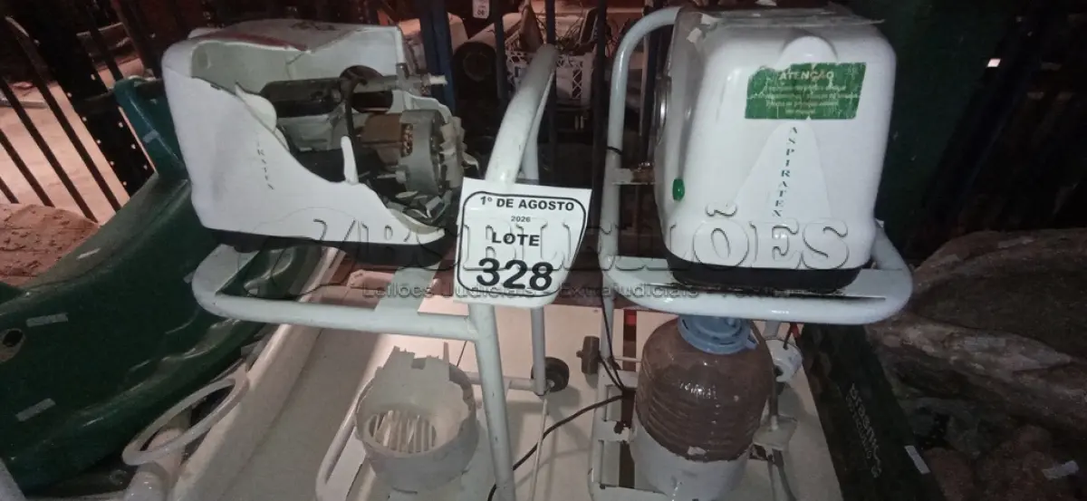 LOTE 328 - 02 ASPIRADORES CIRÚRGICOS. (NO ESTADO) ATENÇÃO! FAZER A VISITAÇÃO ANTES DE ARREMATAR, NÃO SABEMOS SE FUNCIONA, LEILÃO NÃO TEM GARANTIA E NEM DEVOLUÇÃO, SUJEITO A POSSÍVEIS AVARIAS VISÍVEIS/OCULTAS E/OU AUSÊNCIA DE COMPONENTES.