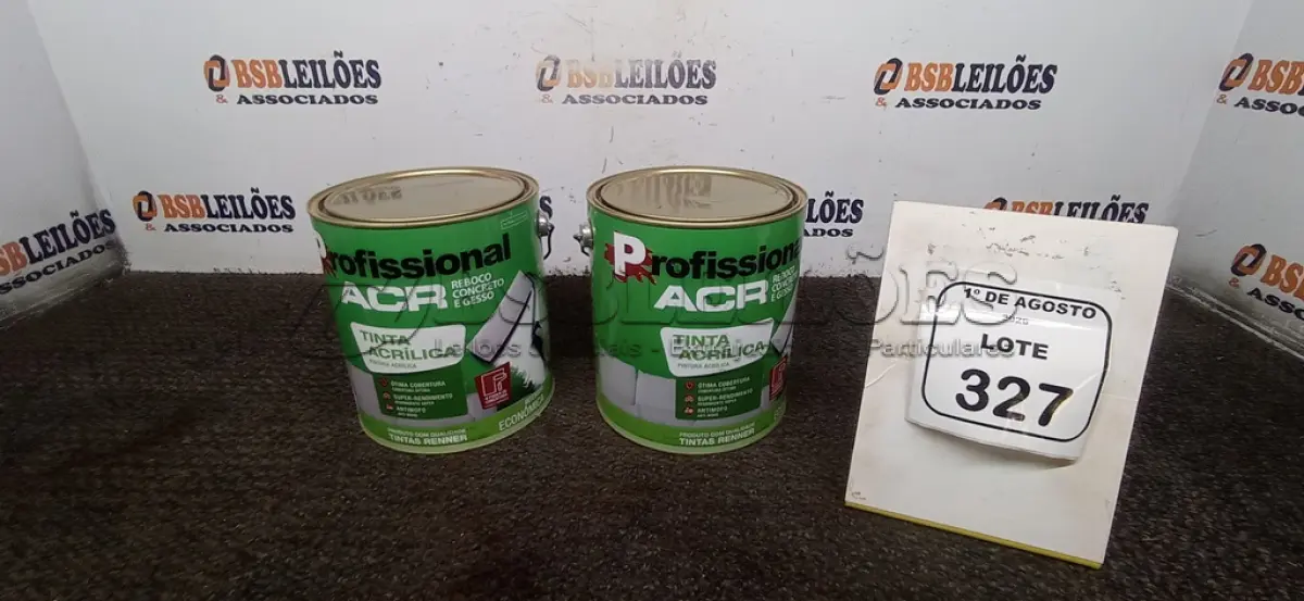 LOTE 327 - 02 LATAS DE TINTA ACRÍLICA DE 3,6L NA COR LUAR DO SERTÃO FOSCO MARCA PROFISSIONAL ACR. (NO ESTADO) ATENÇÃO! FAZER A VISITAÇÃO ANTES DE ARREMATAR, NÃO SABEMOS SE FUNCIONA, LEILÃO NÃO TEM GARANTIA E NEM DEVOLUÇÃO, SUJEITO A POSSÍVEIS AVARIAS VISÍVEIS/OCULTAS E/OU AUSÊNCIA DE COMPONENTES.