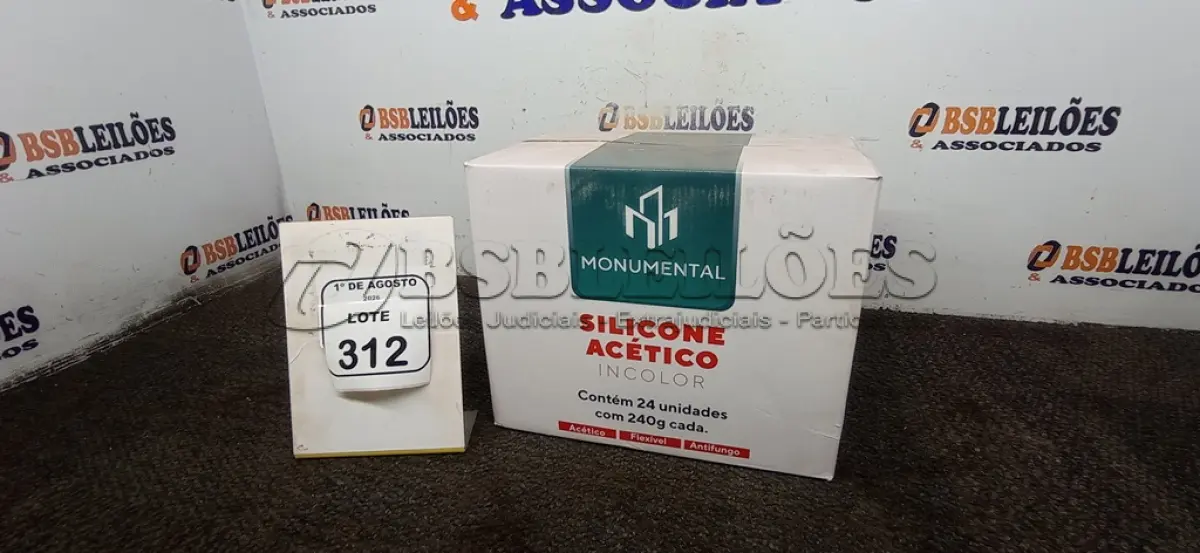 LOTE 312 - 01 CAIXA COM 24 SILICONES ACÉTICO INCOLOR DE 240G CADA MARCA MONUMENTAL. (NO ESTADO) ATENÇÃO! FAZER A VISITAÇÃO ANTES DE ARREMATAR, NÃO SABEMOS SE FUNCIONA, LEILÃO NÃO TEM GARANTIA E NEM DEVOLUÇÃO, SUJEITO A POSSÍVEIS AVARIAS VISÍVEIS/OCULTAS E/OU AUSÊNCIA DE COMPONENTES.