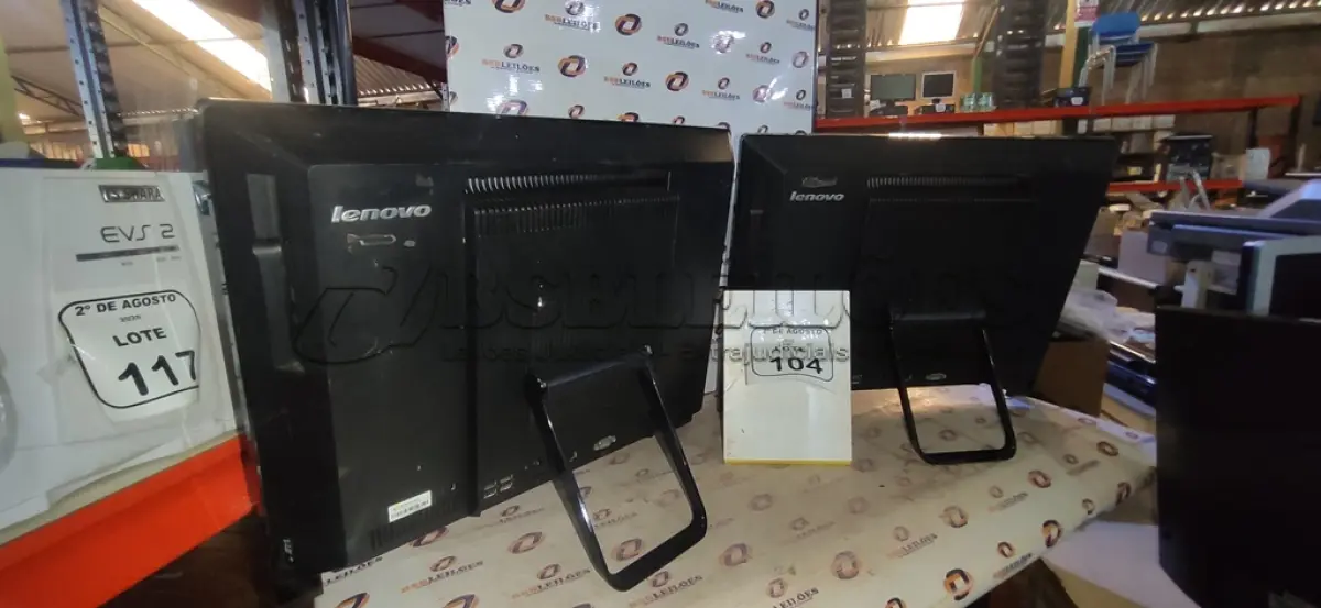 LOTE 104 - 02 ALL IN ONE MARCA LENOVO. (NO ESTADO) ATENÇÃO! FAZER A VISITAÇÃO ANTES DE ARREMATAR, NÃO SABEMOS SE FUNCIONA, LEILÃO NÃO TEM GARANTIA E NEM DEVOLUÇÃO, SUJEITO A POSSÍVEIS AVARIAS VISÍVEIS/OCULTAS E/OU AUSÊNCIA DE COMPONENTES.