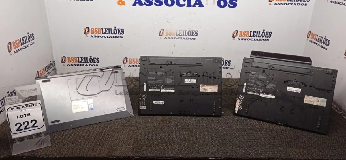 LOTE 222 - 03 NOTEBOOKS MARCA MARCAS DIVERSAS PARA RETIRADA DE PEÇAS. (NO ESTADO) ATENÇÃO! FAZER A VISITAÇÃO ANTES DE ARREMATAR, NÃO SABEMOS SE FUNCIONA, LEILÃO NÃO TEM GARANTIA E NEM DEVOLUÇÃO, SUJEITO A POSSÍVEIS AVARIAS VISÍVEIS/OCULTAS E/OU AUSÊNCIA DE COMPONENTES.