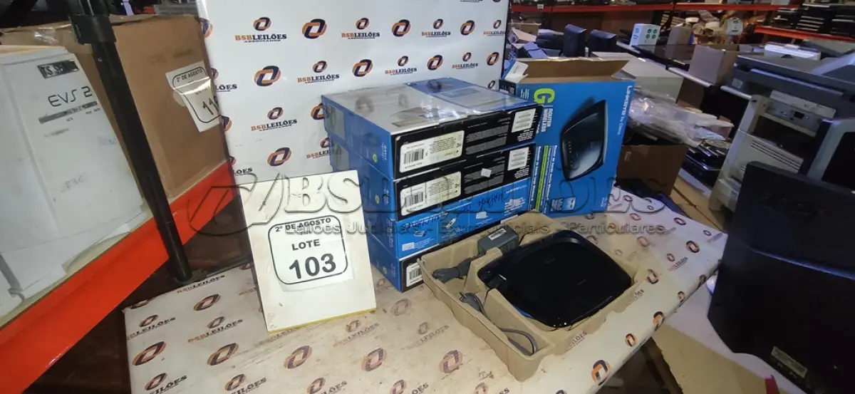 LOTE 103 - 05 ROUTERS DE BANDA LARGA MARCA CISCO. (NO ESTADO) ATENÇÃO! FAZER A VISITAÇÃO ANTES DE ARREMATAR, NÃO SABEMOS SE FUNCIONA, LEILÃO NÃO TEM GARANTIA E NEM DEVOLUÇÃO, SUJEITO A POSSÍVEIS AVARIAS VISÍVEIS/OCULTAS E/OU AUSÊNCIA DE COMPONENTES.