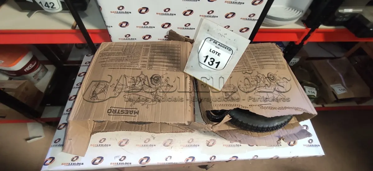 LOTE 131 - 02 KITS DE RODA DE CARRINHO DE MÃO. (NO ESTADO) ATENÇÃO! FAZER A VISITAÇÃO ANTES DE ARREMATAR, NÃO SABEMOS SE FUNCIONA, LEILÃO NÃO TEM GARANTIA E NEM DEVOLUÇÃO, SUJEITO A POSSÍVEIS AVARIAS VISÍVEIS/OCULTAS E/OU AUSÊNCIA DE COMPONENTES.