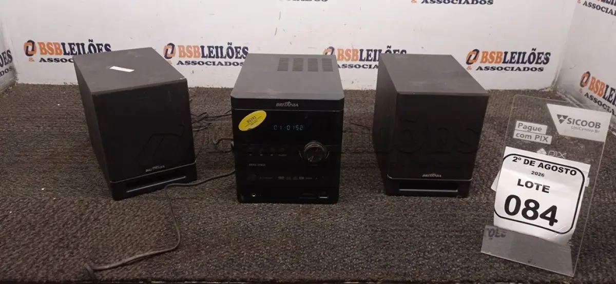 LOTE 084 - 01 MICRO SYSTEM MODELO BS 392 MARCA BRITÂNIA COM 02 CAIXAS. (NO ESTADO) ATENÇÃO! FAZER A VISITAÇÃO ANTES DE ARREMATAR, NÃO SABEMOS SE FUNCIONA, LEILÃO NÃO TEM GARANTIA E NEM DEVOLUÇÃO, SUJEITO A POSSÍVEIS AVARIAS VISÍVEIS/OCULTAS E/OU AUSÊNCIA DE COMPONENTES.