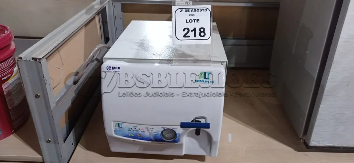 LOTE 218 - 01 ESTERILIZADOR TIPO AUTOCLAVE MARCA ALT. (NO ESTADO) ATENÇÃO! FAZER A VISITAÇÃO ANTES DE ARREMATAR, NÃO SABEMOS SE FUNCIONA, LEILÃO NÃO TEM GARANTIA E NEM DEVOLUÇÃO, SUJEITO A POSSÍVEIS AVARIAS VISÍVEIS/OCULTAS E/OU AUSÊNCIA DE COMPONENTES.