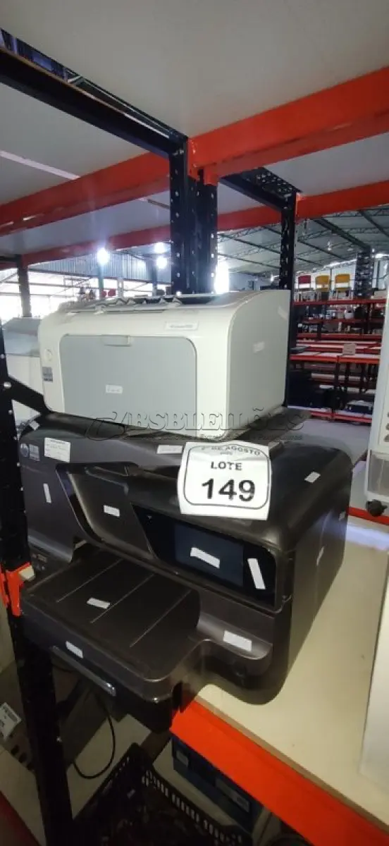 LOTE 149 - 01 IMPRESSORA MODELO LASERJET P1102 MARCA HP E 01 IMPRESSORA MODELO OFFICEJET PRO 8600 PLUS MARCA HP. (NO ESTADO) ATENÇÃO! FAZER A VISITAÇÃO ANTES DE ARREMATAR, NÃO SABEMOS SE FUNCIONA, LEILÃO NÃO TEM GARANTIA E NEM DEVOLUÇÃO, SUJEITO A POSSÍVEIS AVARIAS VISÍVEIS/OCULTAS E/OU AUSÊNCIA DE COMPONENTES.
