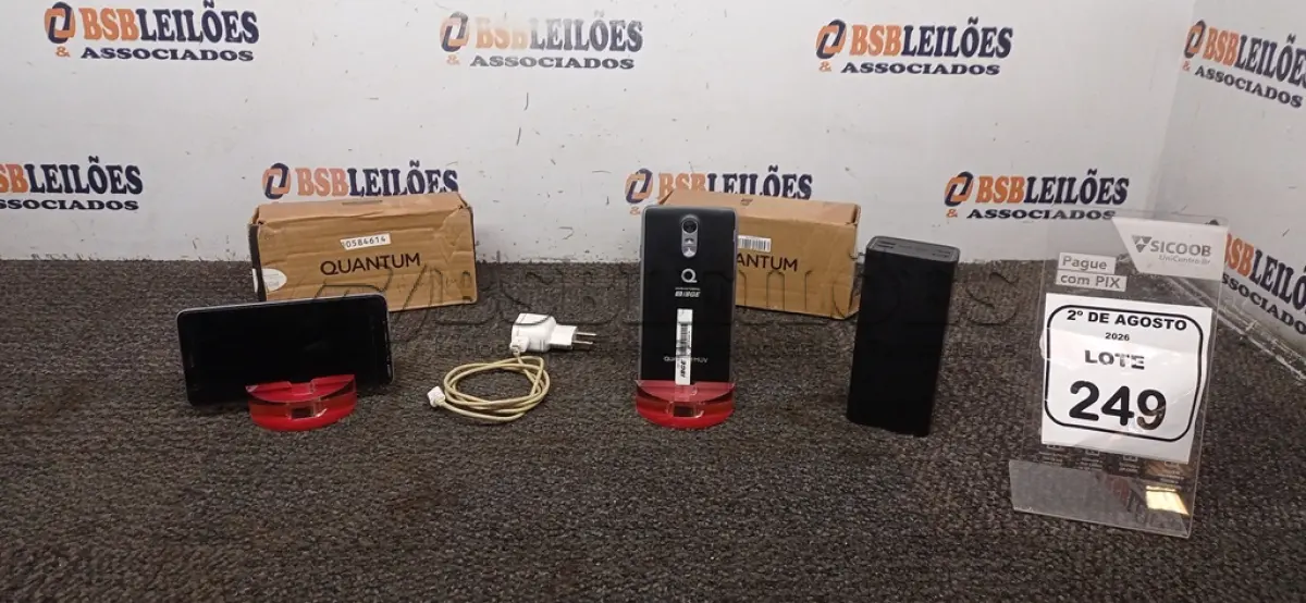 LOTE 249 - 01 POWER BANK E 02 CELULARES. (NO ESTADO) ATENÇÃO! FAZER A VISITAÇÃO ANTES DE ARREMATAR, NÃO SABEMOS SE FUNCIONA, LEILÃO NÃO TEM GARANTIA E NEM DEVOLUÇÃO, SUJEITO A POSSÍVEIS AVARIAS VISÍVEIS/OCULTAS E/OU AUSÊNCIA DE COMPONENTES.