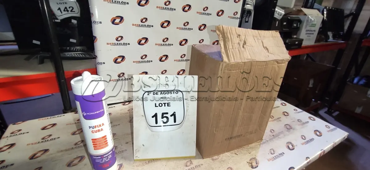 LOTE 151 - 12 UNIDADES DE SELANTE PU FIXA CUBA 400G MARCA MONUMENTAL. (NO ESTADO) ATENÇÃO! FAZER A VISITAÇÃO ANTES DE ARREMATAR, NÃO SABEMOS SE FUNCIONA, LEILÃO NÃO TEM GARANTIA E NEM DEVOLUÇÃO, SUJEITO A POSSÍVEIS AVARIAS VISÍVEIS/OCULTAS E/OU AUSÊNCIA DE COMPONENTES.