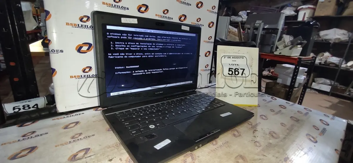 LOTE 567 - 01 NOTEBOOK MARCA POSITIVO SEM FONTE. (NO ESTADO) ATENÇÃO! FAZER A VISITAÇÃO ANTES DE ARREMATAR, NÃO SABEMOS SE FUNCIONA, LEILÃO NÃO TEM GARANTIA E NEM DEVOLUÇÃO, SUJEITO A POSSÍVEIS AVARIAS VISÍVEIS/OCULTAS E/OU AUSÊNCIA DE COMPONENTES.
