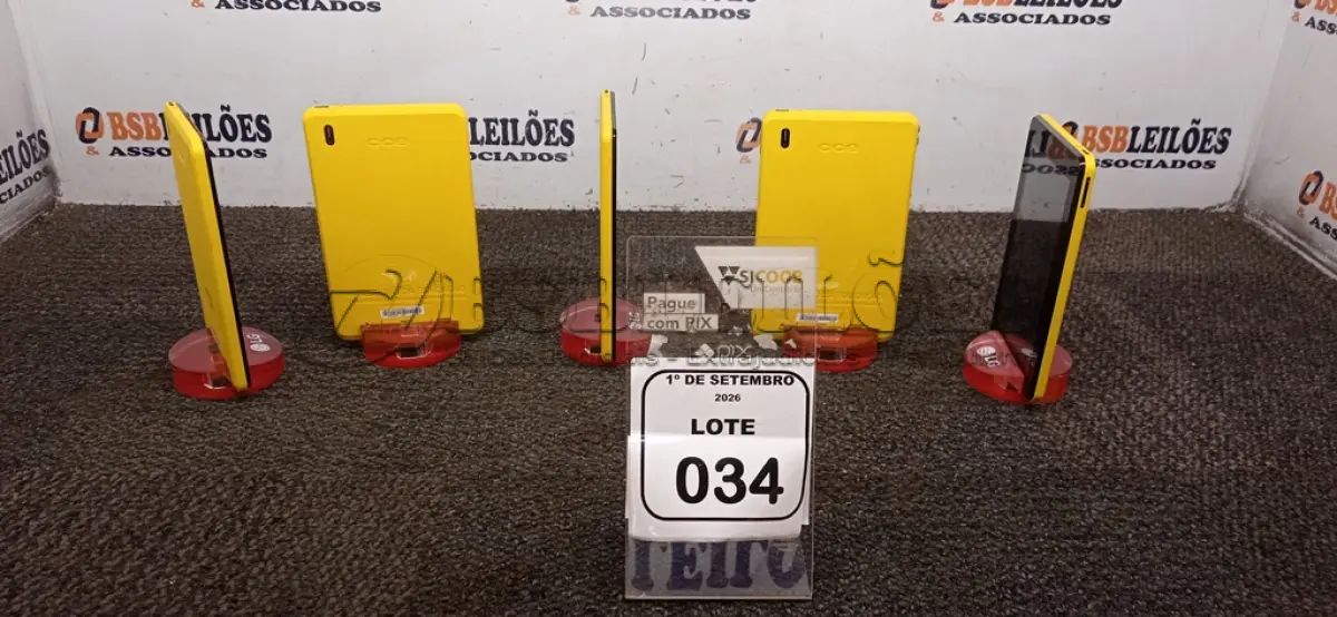 LOTE 034 - 05 TABLETS SEM FONTE. (NO ESTADO) ATENÇÃO! FAZER A VISITAÇÃO ANTES DE ARREMATAR, NÃO SABEMOS SE FUNCIONA, LEILÃO NÃO TEM GARANTIA E NEM DEVOLUÇÃO, SUJEITO A POSSÍVEIS AVARIAS VISÍVEIS/OCULTAS E/OU AUSÊNCIA DE COMPONENTES.
