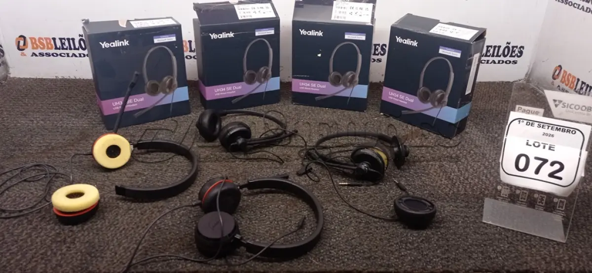 LOTE 072 - 04 HEADSETS MARCA YEALINK. (NO ESTADO) ATENÇÃO! FAZER A VISITAÇÃO ANTES DE ARREMATAR, NÃO SABEMOS SE FUNCIONA, LEILÃO NÃO TEM GARANTIA E NEM DEVOLUÇÃO, SUJEITO A POSSÍVEIS AVARIAS VISÍVEIS/OCULTAS E/OU AUSÊNCIA DE COMPONENTES.