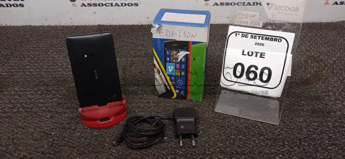 LOTE 060 - 01 CELULAR MODELO LUMIA 625 MARCA NOKIA SEM CARREGADOR. (NO ESTADO) ATENÇÃO! FAZER A VISITAÇÃO ANTES DE ARREMATAR, NÃO SABEMOS SE FUNCIONA, LEILÃO NÃO TEM GARANTIA E NEM DEVOLUÇÃO, SUJEITO A POSSÍVEIS AVARIAS VISÍVEIS/OCULTAS E/OU AUSÊNCIA DE COMPONENTES.