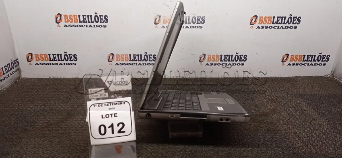LOTE 012 - 01 NOTEBOOK MARCA DELL SEM FONTE. (NO ESTADO) ATENÇÃO! FAZER A VISITAÇÃO ANTES DE ARREMATAR, NÃO SABEMOS SE FUNCIONA, LEILÃO NÃO TEM GARANTIA E NEM DEVOLUÇÃO, SUJEITO A POSSÍVEIS AVARIAS VISÍVEIS/OCULTAS E/OU AUSÊNCIA DE COMPONENTES.