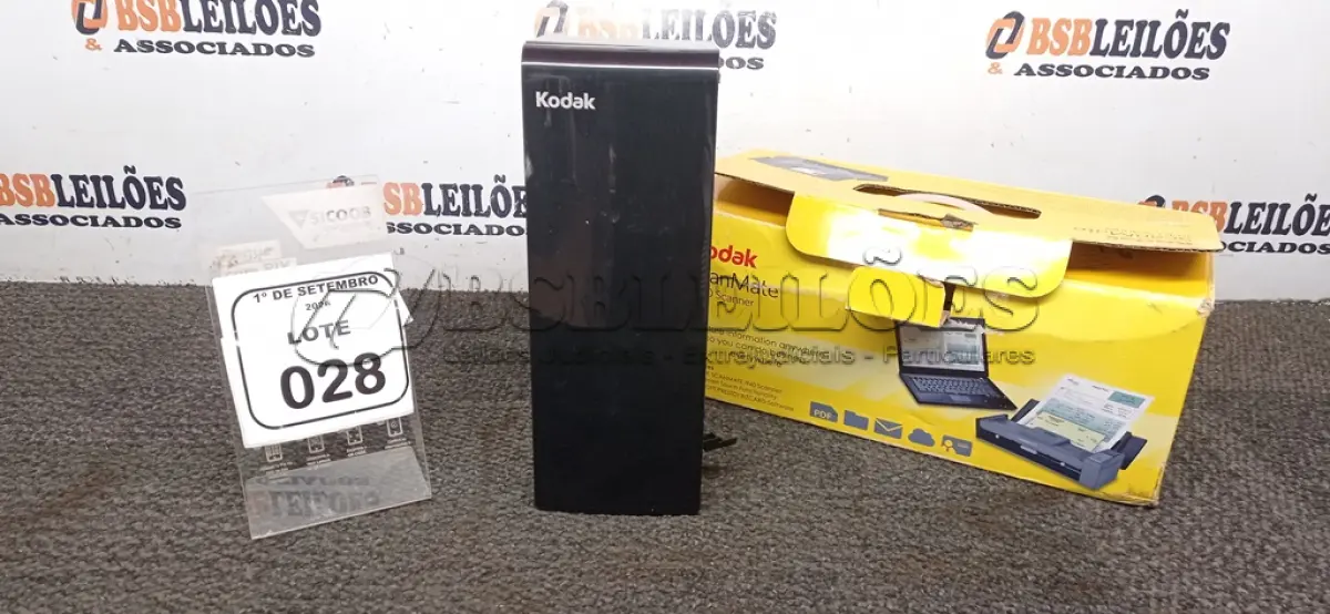 LOTE 028 - 01 SCANNER MODELO I940 MARCA KODAK. (NO ESTADO) ATENÇÃO! FAZER A VISITAÇÃO ANTES DE ARREMATAR, NÃO SABEMOS SE FUNCIONA, LEILÃO NÃO TEM GARANTIA E NEM DEVOLUÇÃO, SUJEITO A POSSÍVEIS AVARIAS VISÍVEIS/OCULTAS E/OU AUSÊNCIA DE COMPONENTES.