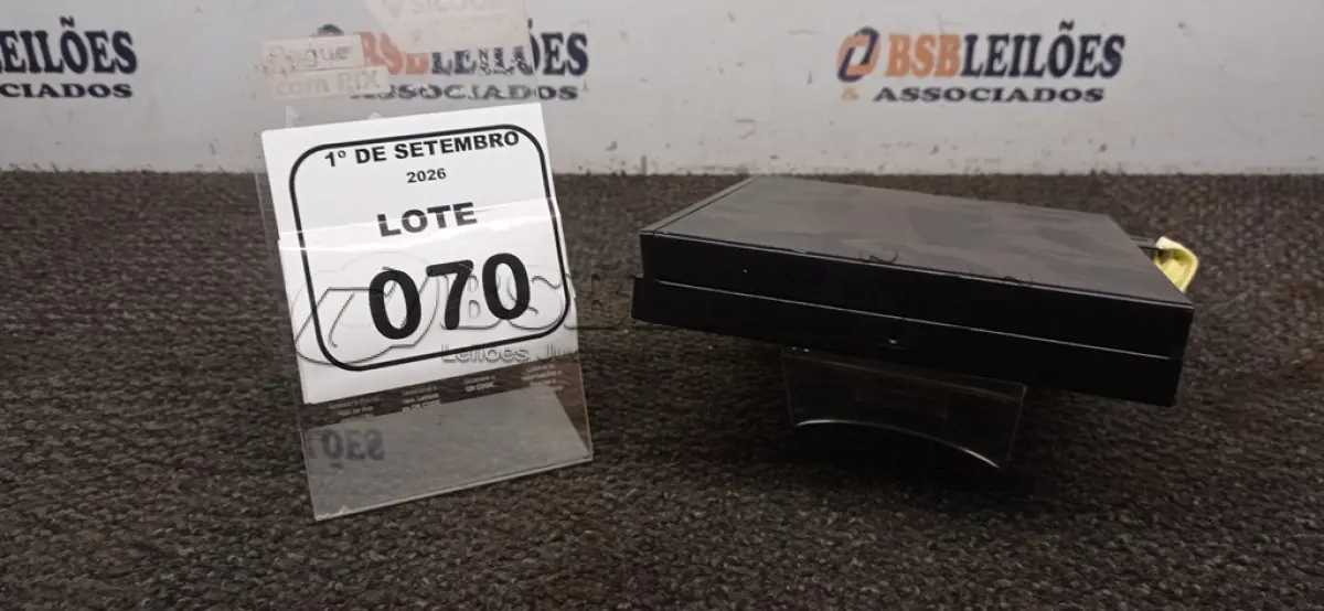 LOTE 070 - 01 MINI PC MARCA DATEN. (NO ESTADO) ATENÇÃO! FAZER A VISITAÇÃO ANTES DE ARREMATAR, NÃO SABEMOS SE FUNCIONA, LEILÃO NÃO TEM GARANTIA E NEM DEVOLUÇÃO, SUJEITO A POSSÍVEIS AVARIAS VISÍVEIS/OCULTAS E/OU AUSÊNCIA DE COMPONENTES.