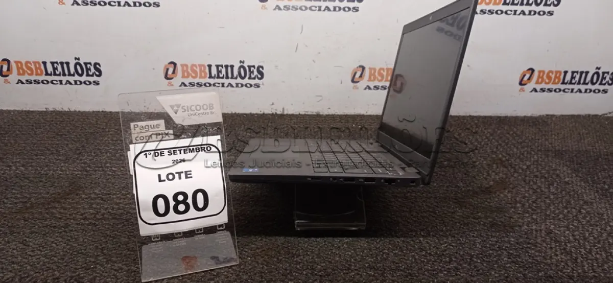 LOTE 080 - 01 NOTEBOOK MARCA DELL SEM FONTE. (NO ESTADO) ATENÇÃO! FAZER A VISITAÇÃO ANTES DE ARREMATAR, NÃO SABEMOS SE FUNCIONA, LEILÃO NÃO TEM GARANTIA E NEM DEVOLUÇÃO, SUJEITO A POSSÍVEIS AVARIAS VISÍVEIS/OCULTAS E/OU AUSÊNCIA DE COMPONENTES.