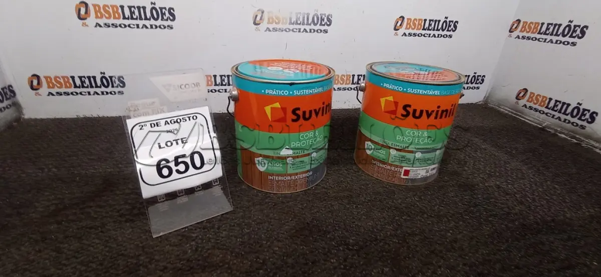 LOTE 650 - 02 LATAS DE TINTAS ESMALTE NA COR BRILHANTE VERMELHO DE 3,6L MARCA SUVINIL. (NO ESTADO) ATENÇÃO! FAZER A VISITAÇÃO ANTES DE ARREMATAR, NÃO SABEMOS SE FUNCIONA, LEILÃO NÃO TEM GARANTIA E NEM DEVOLUÇÃO, SUJEITO A POSSÍVEIS AVARIAS VISÍVEIS/OCULTAS E/OU AUSÊNCIA DE COMPONENTES.