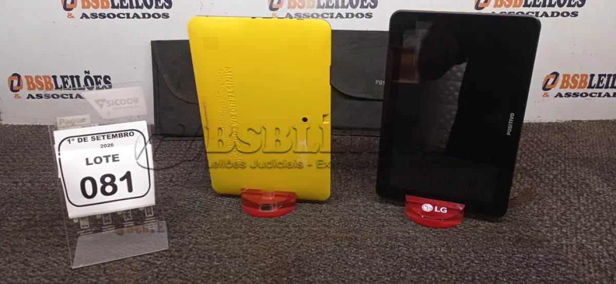 LOTE 081 - 02 TABLETS SEM FONTE. (NO ESTADO) ATENÇÃO! FAZER A VISITAÇÃO ANTES DE ARREMATAR, NÃO SABEMOS SE FUNCIONA, LEILÃO NÃO TEM GARANTIA E NEM DEVOLUÇÃO, SUJEITO A POSSÍVEIS AVARIAS VISÍVEIS/OCULTAS E/OU AUSÊNCIA DE COMPONENTES.
