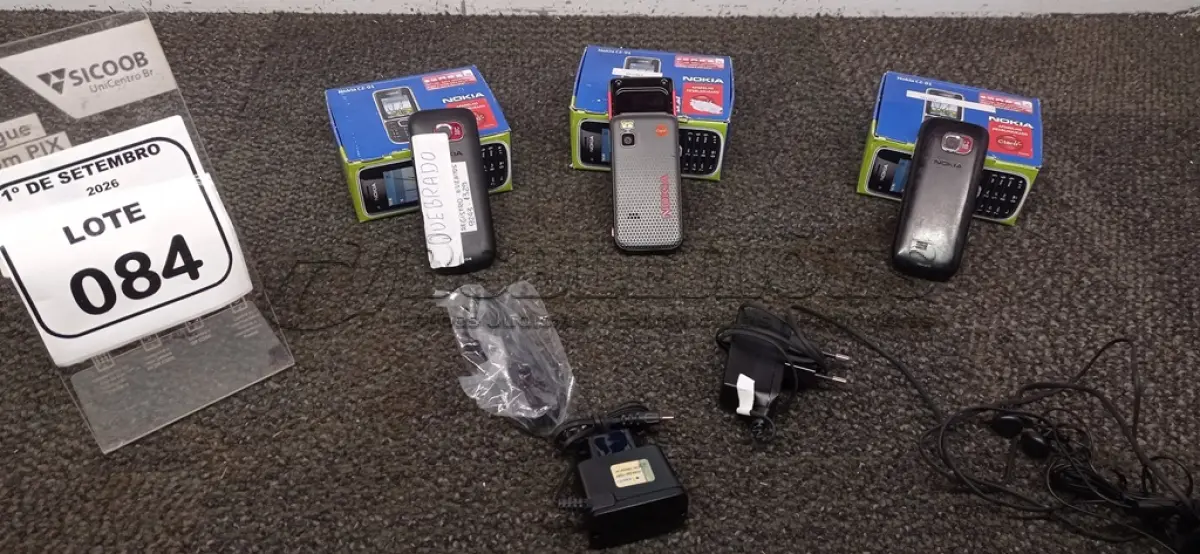 LOTE 084 - 03 CELULARES MODELO C2-01 MARCA NOKIA. (NO ESTADO) ATENÇÃO! FAZER A VISITAÇÃO ANTES DE ARREMATAR, NÃO SABEMOS SE FUNCIONA, LEILÃO NÃO TEM GARANTIA E NEM DEVOLUÇÃO, SUJEITO A POSSÍVEIS AVARIAS VISÍVEIS/OCULTAS E/OU AUSÊNCIA DE COMPONENTES.