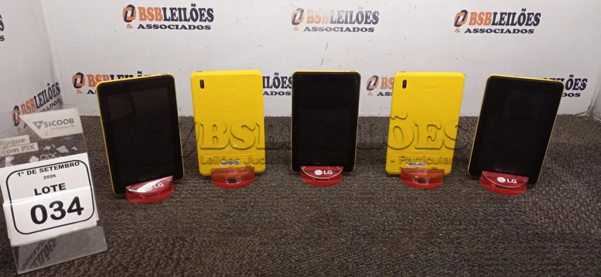 LOTE 034 - 05 TABLETS SEM FONTE. (NO ESTADO) ATENÇÃO! FAZER A VISITAÇÃO ANTES DE ARREMATAR, NÃO SABEMOS SE FUNCIONA, LEILÃO NÃO TEM GARANTIA E NEM DEVOLUÇÃO, SUJEITO A POSSÍVEIS AVARIAS VISÍVEIS/OCULTAS E/OU AUSÊNCIA DE COMPONENTES.
