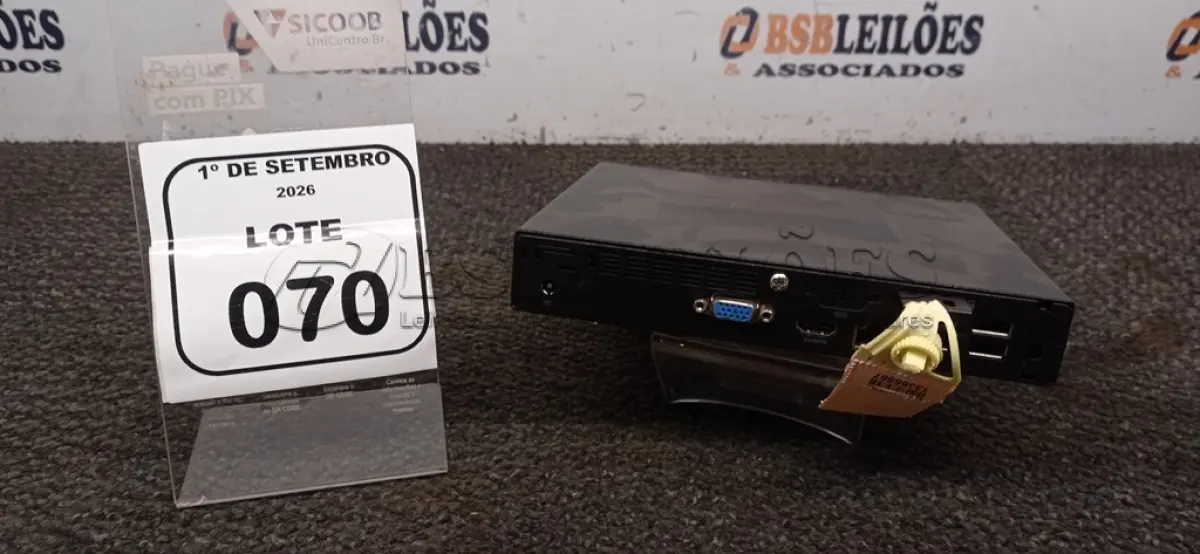 LOTE 070 - 01 MINI PC MARCA DATEN. (NO ESTADO) ATENÇÃO! FAZER A VISITAÇÃO ANTES DE ARREMATAR, NÃO SABEMOS SE FUNCIONA, LEILÃO NÃO TEM GARANTIA E NEM DEVOLUÇÃO, SUJEITO A POSSÍVEIS AVARIAS VISÍVEIS/OCULTAS E/OU AUSÊNCIA DE COMPONENTES.