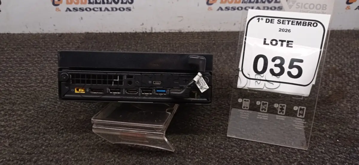 LOTE 035 - 01 MINI PC MODELO THINKCENTRE MARCA LENOVO. (NO ESTADO) ATENÇÃO! FAZER A VISITAÇÃO ANTES DE ARREMATAR, NÃO SABEMOS SE FUNCIONA, LEILÃO NÃO TEM GARANTIA E NEM DEVOLUÇÃO, SUJEITO A POSSÍVEIS AVARIAS VISÍVEIS/OCULTAS E/OU AUSÊNCIA DE COMPONENTES.