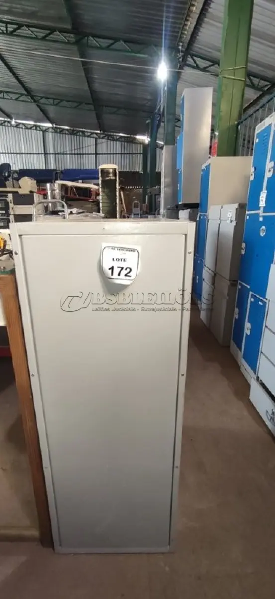 LOTE 172 - 01 ARQUIVO COM 04 GAVETAS EM AÇO. (NO ESTADO) ATENÇÃO! FAZER A VISITAÇÃO ANTES DE ARREMATAR, NÃO SABEMOS SE FUNCIONA, LEILÃO NÃO TEM GARANTIA E NEM DEVOLUÇÃO, SUJEITO A POSSÍVEIS AVARIAS VISÍVEIS/OCULTAS E/OU AUSÊNCIA DE COMPONENTES.