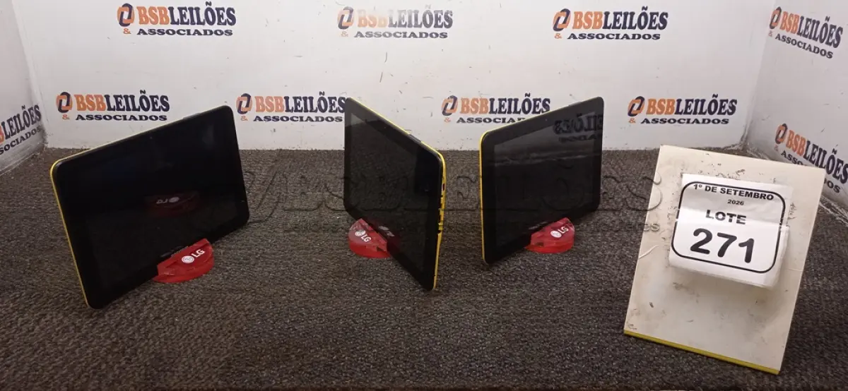 LOTE 271 - 03 TABLETS MARCA POSITIVO SEM FONTE. (NO ESTADO) ATENÇÃO! FAZER A VISITAÇÃO ANTES DE ARREMATAR, NÃO SABEMOS SE FUNCIONA, LEILÃO NÃO TEM GARANTIA E NEM DEVOLUÇÃO, SUJEITO A POSSÍVEIS AVARIAS VISÍVEIS/OCULTAS E/OU AUSÊNCIA DE COMPONENTES.