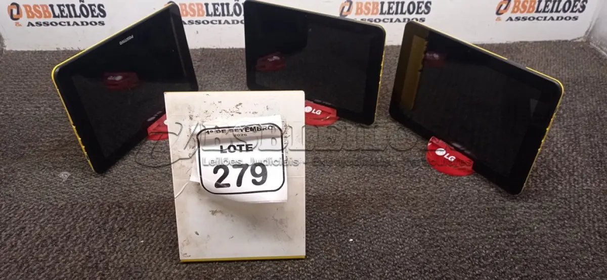 LOTE 279 - 03 TABLETS MARCA POSITIVO SEM FONTE. (NO ESTADO) ATENÇÃO! FAZER A VISITAÇÃO ANTES DE ARREMATAR, NÃO SABEMOS SE FUNCIONA, LEILÃO NÃO TEM GARANTIA E NEM DEVOLUÇÃO, SUJEITO A POSSÍVEIS AVARIAS VISÍVEIS/OCULTAS E/OU AUSÊNCIA DE COMPONENTES.