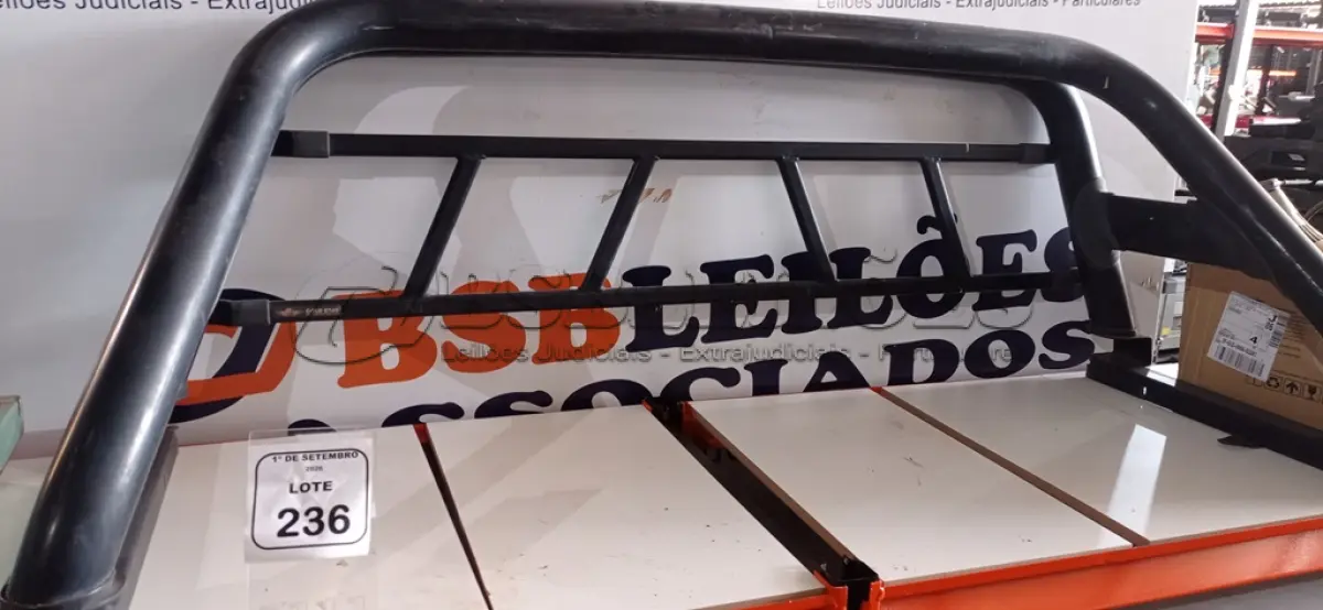 LOTE 236 - 01 SANTO ANTÔNIO AUTOMOTIVO MODELOS S-10. (NO ESTADO) ATENÇÃO! FAZER A VISITAÇÃO ANTES DE ARREMATAR, NÃO SABEMOS SE FUNCIONA, LEILÃO NÃO TEM GARANTIA E NEM DEVOLUÇÃO, SUJEITO A POSSÍVEIS AVARIAS VISÍVEIS/OCULTAS E/OU AUSÊNCIA DE COMPONENTES.
