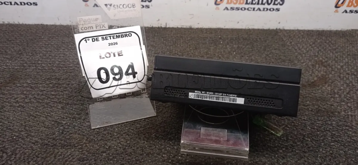 LOTE 094 - 01 MINI PC MODELO THINKCENTRE MARCA LENOVO. (NO ESTADO) ATENÇÃO! FAZER A VISITAÇÃO ANTES DE ARREMATAR, NÃO SABEMOS SE FUNCIONA, LEILÃO NÃO TEM GARANTIA E NEM DEVOLUÇÃO, SUJEITO A POSSÍVEIS AVARIAS VISÍVEIS/OCULTAS E/OU AUSÊNCIA DE COMPONENTES.