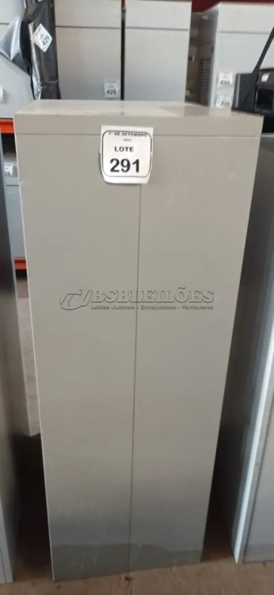 LOTE 291 - 01 ARQUIVO COM 04 GAVETAS EM AÇO. (NO ESTADO) ATENÇÃO! FAZER A VISITAÇÃO ANTES DE ARREMATAR, NÃO SABEMOS SE FUNCIONA, LEILÃO NÃO TEM GARANTIA E NEM DEVOLUÇÃO, SUJEITO A POSSÍVEIS AVARIAS VISÍVEIS/OCULTAS E/OU AUSÊNCIA DE COMPONENTES.