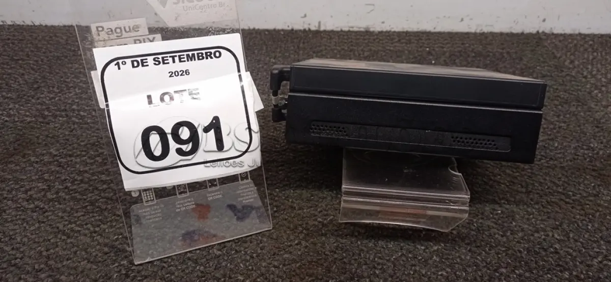 LOTE 091 - 01 MINI PC MODELO THINKCENTRE MARCA LENOVO. (NO ESTADO) ATENÇÃO! FAZER A VISITAÇÃO ANTES DE ARREMATAR, NÃO SABEMOS SE FUNCIONA, LEILÃO NÃO TEM GARANTIA E NEM DEVOLUÇÃO, SUJEITO A POSSÍVEIS AVARIAS VISÍVEIS/OCULTAS E/OU AUSÊNCIA DE COMPONENTES.