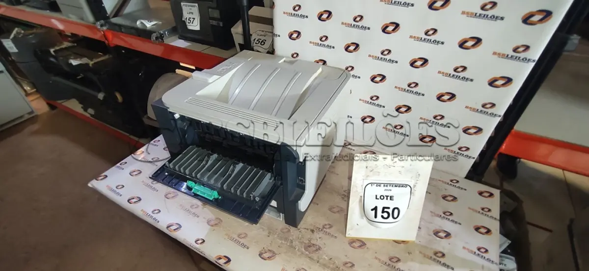 LOTE 150 - 01 IMPRESSORA MODELO LASERJET P2055DN MARCA HP. (NO ESTADO) ATENÇÃO! FAZER A VISITAÇÃO ANTES DE ARREMATAR, NÃO SABEMOS SE FUNCIONA, LEILÃO NÃO TEM GARANTIA E NEM DEVOLUÇÃO, SUJEITO A POSSÍVEIS AVARIAS VISÍVEIS/OCULTAS E/OU AUSÊNCIA DE COMPONENTES.