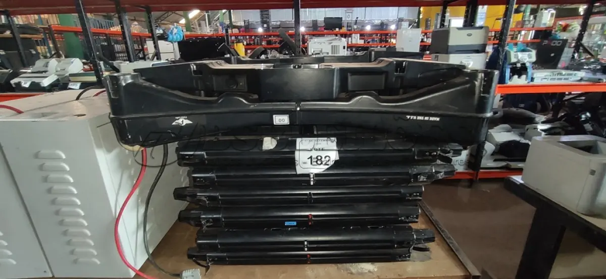 LOTE 182 - 01 PORTAL DETECTOR DE METAL PORTÁTIL. (NO ESTADO) ATENÇÃO! FAZER A VISITAÇÃO ANTES DE ARREMATAR, NÃO SABEMOS SE FUNCIONA, LEILÃO NÃO TEM GARANTIA E NEM DEVOLUÇÃO, SUJEITO A POSSÍVEIS AVARIAS VISÍVEIS/OCULTAS E/OU AUSÊNCIA DE COMPONENTES.