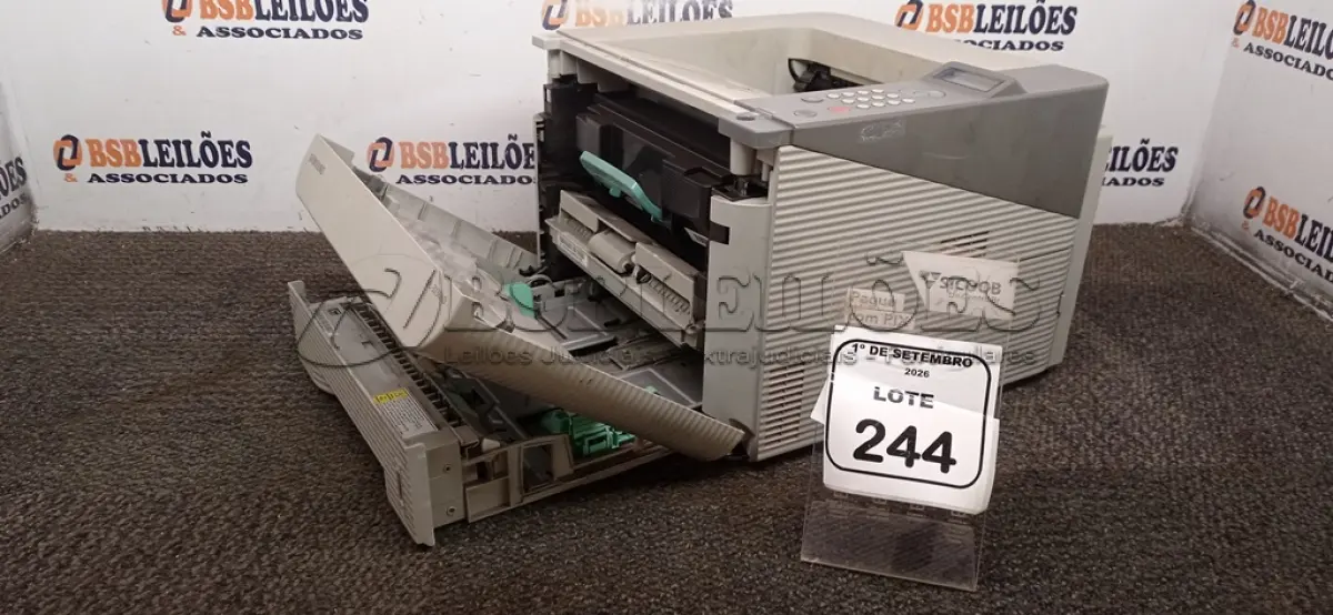 LOTE 244 - 01 IMPRESSORA MODELO ML-3750ND MARCA SAMSUNG. (NO ESTADO) ATENÇÃO! FAZER A VISITAÇÃO ANTES DE ARREMATAR, NÃO SABEMOS SE FUNCIONA, LEILÃO NÃO TEM GARANTIA E NEM DEVOLUÇÃO, SUJEITO A POSSÍVEIS AVARIAS VISÍVEIS/OCULTAS E/OU AUSÊNCIA DE COMPONENTES.