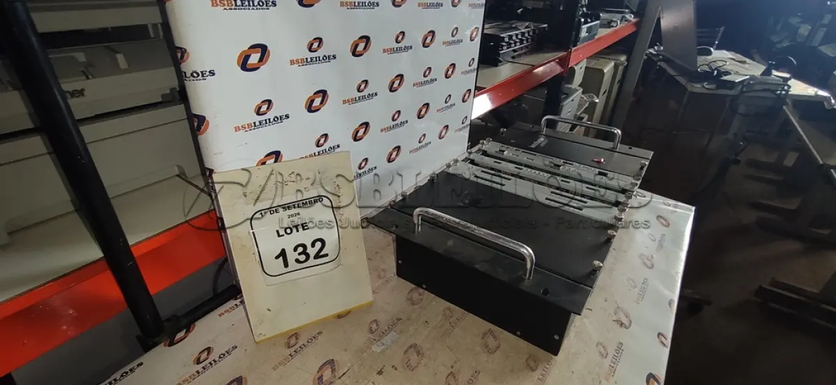 LOTE 132 - 01 CENTRAL TELEFÔNICA MODELO IMPACTA 140R MARCA INTELBRAS. (NO ESTADO) ATENÇÃO! FAZER A VISITAÇÃO ANTES DE ARREMATAR, NÃO SABEMOS SE FUNCIONA, LEILÃO NÃO TEM GARANTIA E NEM DEVOLUÇÃO, SUJEITO A POSSÍVEIS AVARIAS VISÍVEIS/OCULTAS E/OU AUSÊNCIA DE COMPONENTES.
