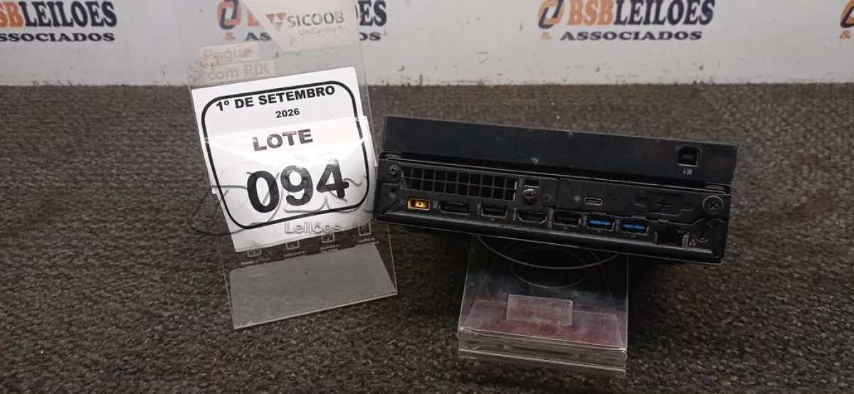 LOTE 094 - 01 MINI PC MODELO THINKCENTRE MARCA LENOVO. (NO ESTADO) ATENÇÃO! FAZER A VISITAÇÃO ANTES DE ARREMATAR, NÃO SABEMOS SE FUNCIONA, LEILÃO NÃO TEM GARANTIA E NEM DEVOLUÇÃO, SUJEITO A POSSÍVEIS AVARIAS VISÍVEIS/OCULTAS E/OU AUSÊNCIA DE COMPONENTES.
