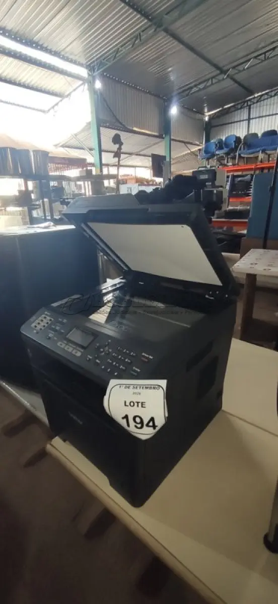 LOTE 194 - 01 IMPRESSORA MULTIFUNCIONAL MODELO MFC-8512DN MARCA BROTHER. (NO ESTADO) ATENÇÃO! FAZER A VISITAÇÃO ANTES DE ARREMATAR, NÃO SABEMOS SE FUNCIONA, LEILÃO NÃO TEM GARANTIA E NEM DEVOLUÇÃO, SUJEITO A POSSÍVEIS AVARIAS VISÍVEIS/OCULTAS E/OU AUSÊNCIA DE COMPONENTES.