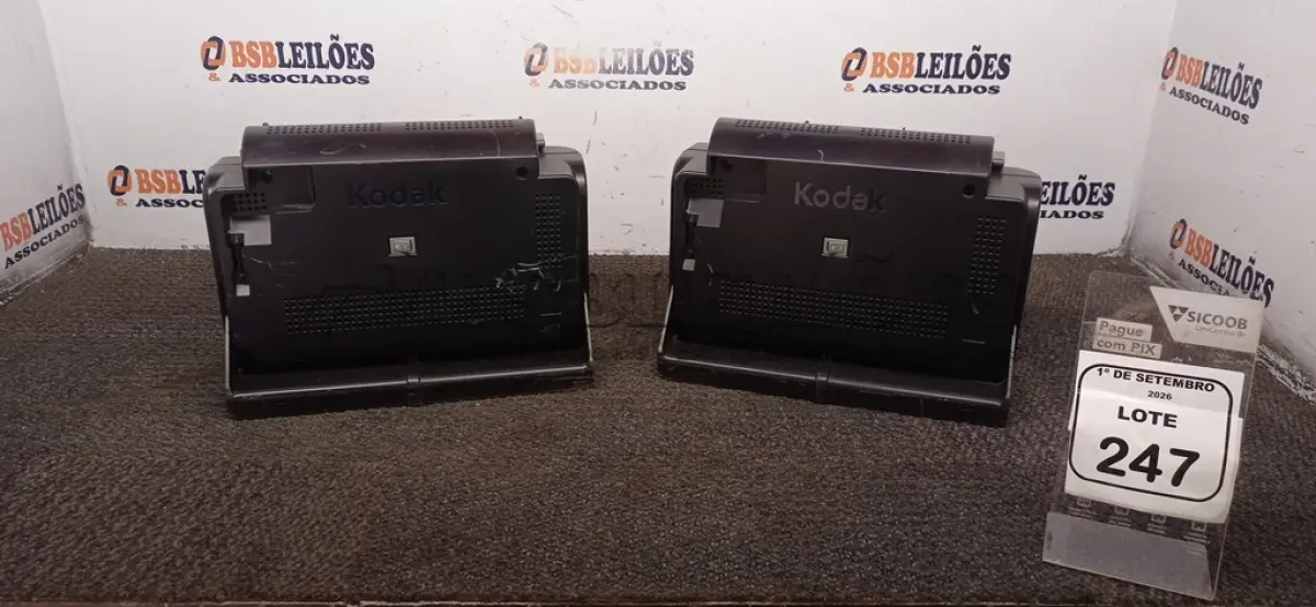 LOTE 247 - 02 SCANNERS MODELO I2400 MARCA KODAK. (NO ESTADO) ATENÇÃO! FAZER A VISITAÇÃO ANTES DE ARREMATAR, NÃO SABEMOS SE FUNCIONA, LEILÃO NÃO TEM GARANTIA E NEM DEVOLUÇÃO, SUJEITO A POSSÍVEIS AVARIAS VISÍVEIS/OCULTAS E/OU AUSÊNCIA DE COMPONENTES.
