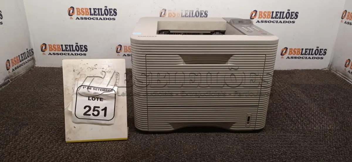 LOTE 251 - 01 IMPRESSORA MODELO ML-3750ND MARCA SAMSUNG. (NO ESTADO) ATENÇÃO! FAZER A VISITAÇÃO ANTES DE ARREMATAR, NÃO SABEMOS SE FUNCIONA, LEILÃO NÃO TEM GARANTIA E NEM DEVOLUÇÃO, SUJEITO A POSSÍVEIS AVARIAS VISÍVEIS/OCULTAS E/OU AUSÊNCIA DE COMPONENTES.