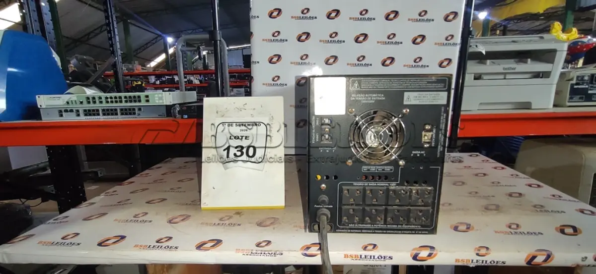 LOTE 130 - 01 NOBREAK DE 2000VA MARCA NHS. (NO ESTADO) ATENÇÃO! FAZER A VISITAÇÃO ANTES DE ARREMATAR, NÃO SABEMOS SE FUNCIONA, LEILÃO NÃO TEM GARANTIA E NEM DEVOLUÇÃO, SUJEITO A POSSÍVEIS AVARIAS VISÍVEIS/OCULTAS E/OU AUSÊNCIA DE COMPONENTES.