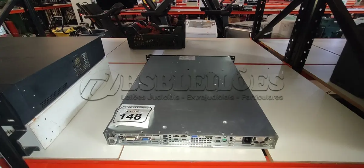 LOTE 148 - 01 SERVIDOR MODELO DIEBOLD. (NO ESTADO) ATENÇÃO! FAZER A VISITAÇÃO ANTES DE ARREMATAR, NÃO SABEMOS SE FUNCIONA, LEILÃO NÃO TEM GARANTIA E NEM DEVOLUÇÃO, SUJEITO A POSSÍVEIS AVARIAS VISÍVEIS/OCULTAS E/OU AUSÊNCIA DE COMPONENTES.