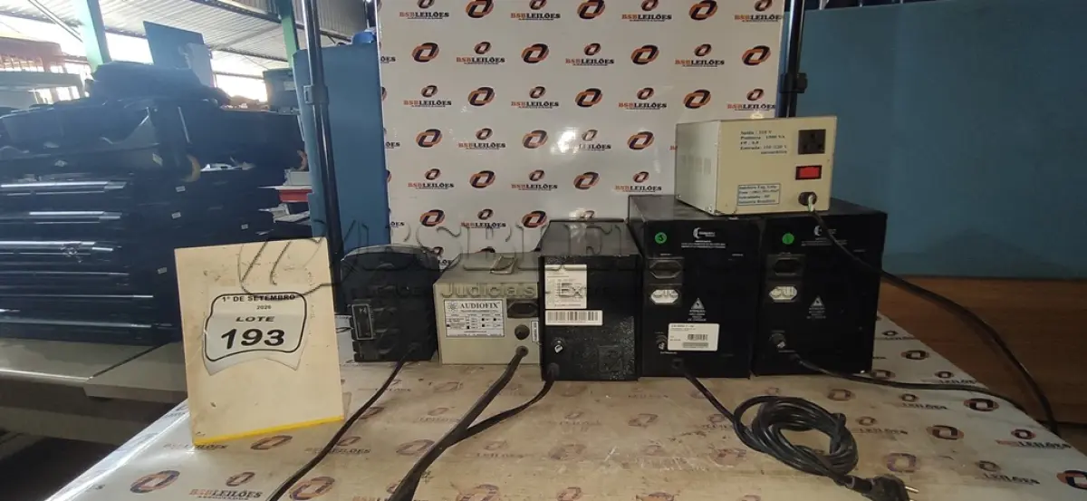 LOTE 193 - 06 ESTABILIZADORES DE MARCA E MODELOS DIVERSOS. (NO ESTADO) ATENÇÃO! FAZER A VISITAÇÃO ANTES DE ARREMATAR, NÃO SABEMOS SE FUNCIONA, LEILÃO NÃO TEM GARANTIA E NEM DEVOLUÇÃO, SUJEITO A POSSÍVEIS AVARIAS VISÍVEIS/OCULTAS E/OU AUSÊNCIA DE COMPONENTES.