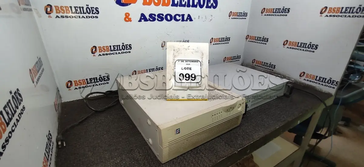 LOTE 099 - 02 NOBREAKS. (NO ESTADO) ATENÇÃO! FAZER A VISITAÇÃO ANTES DE ARREMATAR, NÃO SABEMOS SE FUNCIONA, LEILÃO NÃO TEM GARANTIA E NEM DEVOLUÇÃO, SUJEITO A POSSÍVEIS AVARIAS VISÍVEIS/OCULTAS E/OU AUSÊNCIA DE COMPONENTES.