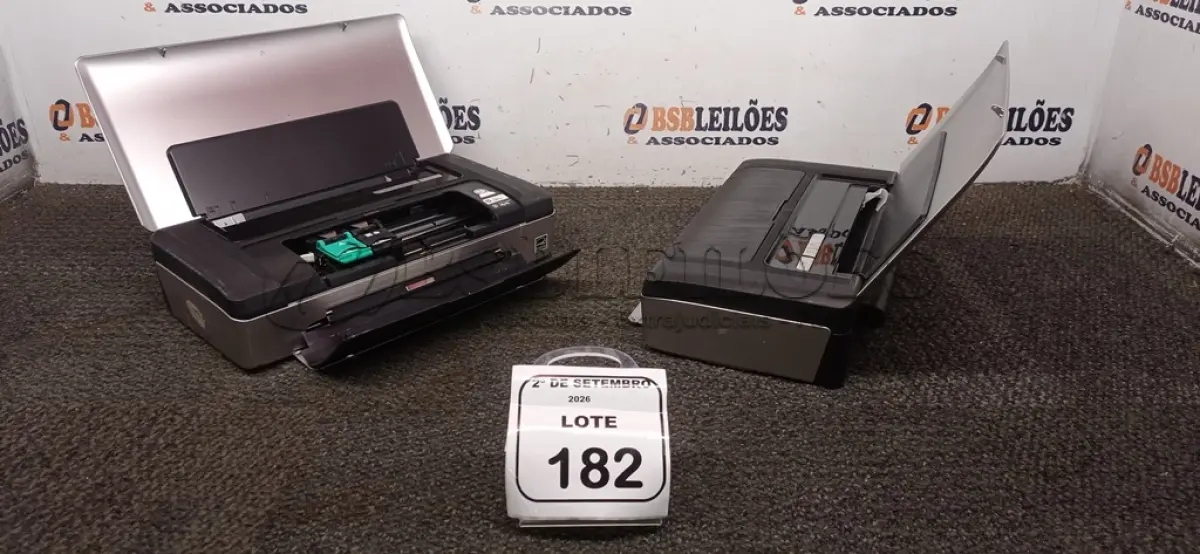 LOTE 182 -  02 IMPRESSORAS HP OFFICEJET 100 MOBILI PRINTER.  (NO ESTADO) ATENÇÃO! FAZER A VISITAÇÃO ANTES DE ARREMATAR, NÃO SABEMOS SE FUNCIONA, LEILÃO NÃO TEM GARANTIA E NEM DEVOLUÇÃO, SUJEITO A POSSÍVEIS AVARIAS VISÍVEIS/OCULTAS E/OU AUSÊNCIA DE COMPONENTES.