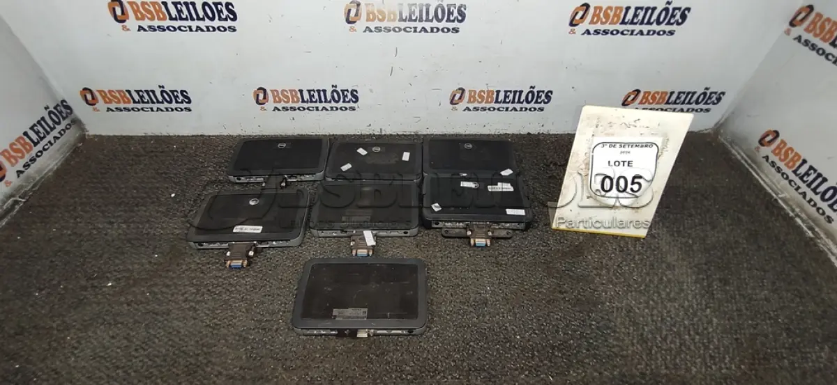 LOTE 005 - 07 MINI COMPUTADORES TERMINAIS MARCA WYSE SEM CABOS. (NO ESTADO) ATENÇÃO! FAZER A VISITAÇÃO ANTES DE ARREMATAR, NÃO SABEMOS SE FUNCIONA, LEILÃO NÃO TEM GARANTIA E NEM DEVOLUÇÃO, SUJEITO A POSSÍVEIS AVARIAS VISÍVEIS/OCULTAS E/OU AUSÊNCIA DE COMPONENTES.