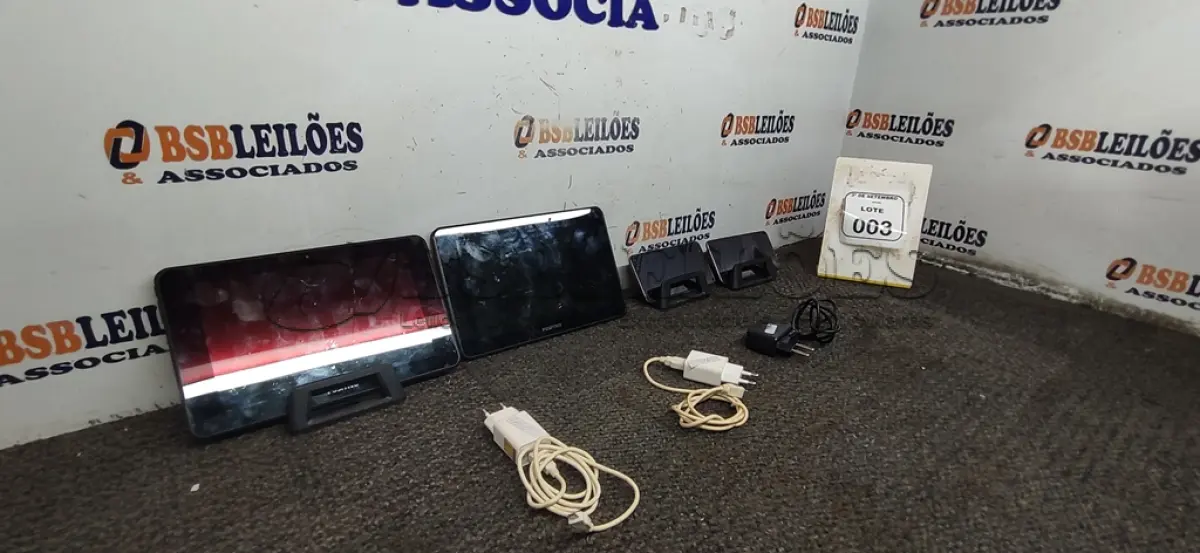 LOTE 003 - 02 SMARTPHONES COLETOR DE DADOS MARCA QUANTUM E 02 TABLETS ESCOLARES MARCA POSITIVO COM CARREGADOR. (NO ESTADO) ATENÇÃO! FAZER A VISITAÇÃO ANTES DE ARREMATAR, NÃO SABEMOS SE FUNCIONA, LEILÃO NÃO TEM GARANTIA E NEM DEVOLUÇÃO, SUJEITO A POSSÍVEIS AVARIAS VISÍVEIS/OCULTAS E/OU AUSÊNCIA DE COMPONENTES.